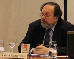 Jos� Luis P�rez de Arteaga en la Residencia de Estudiantes